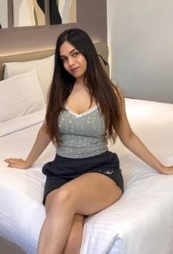 Raipur escort in hotel